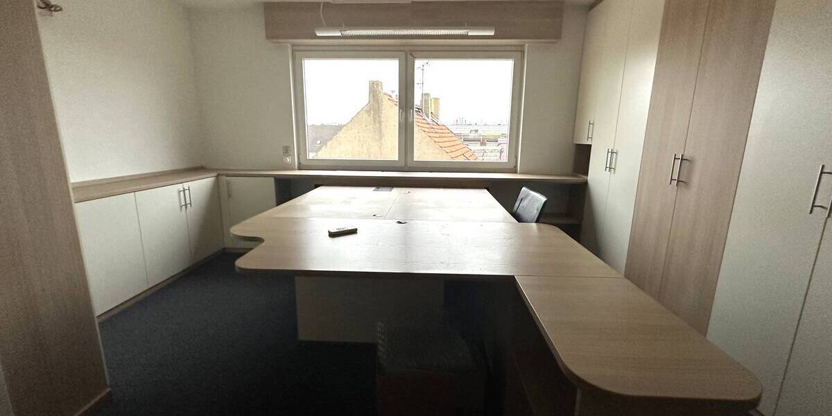 Gewerbeobjekt Düren - 3 Zimmer, 88 m&sup2;, 199.000&euro; | Angebot:25692115