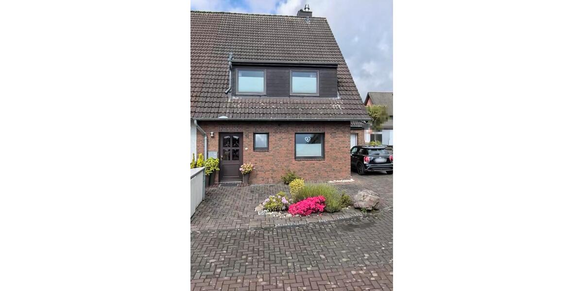 Doppelhaushälfte Köln Mülheim - 5.5 Zimmer, 160 m&sup2;, 2.600&euro; | Angebot:25057866