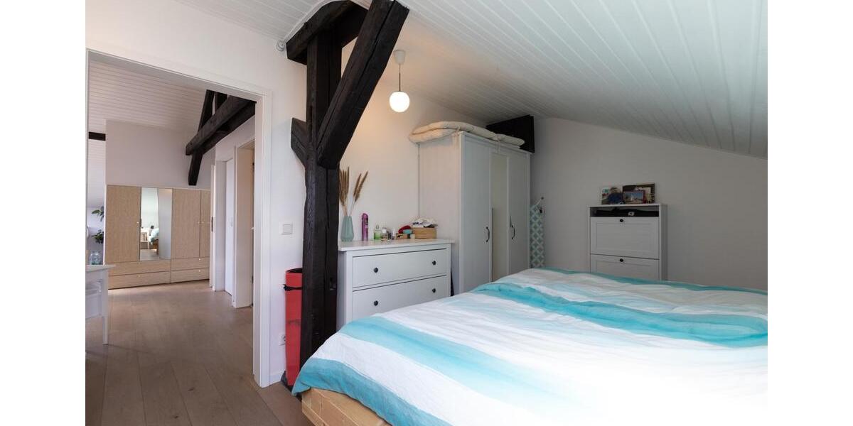 Dachgeschoßwohnung Bonn - 2 Zimmer, 77 m&sup2;, 399.000&euro; | Angebot:24629188