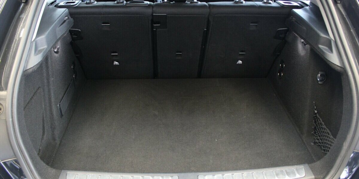 BMW 118 118i Aut.Advantage - Navi - LED -SHZ - PDC - 75.800 km 18.780 &euro; Euskirchen 53881