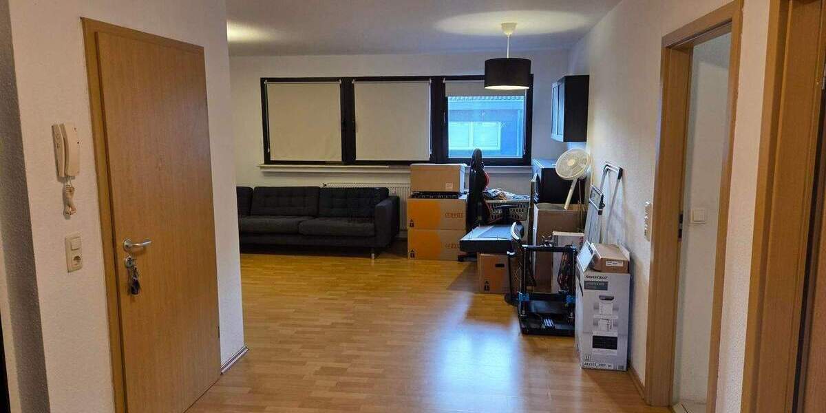 Etagenwohnung Siegburg Dreesch - 3 Zimmer, 67 m&sup2;, 630&euro; | Angebot:25796780