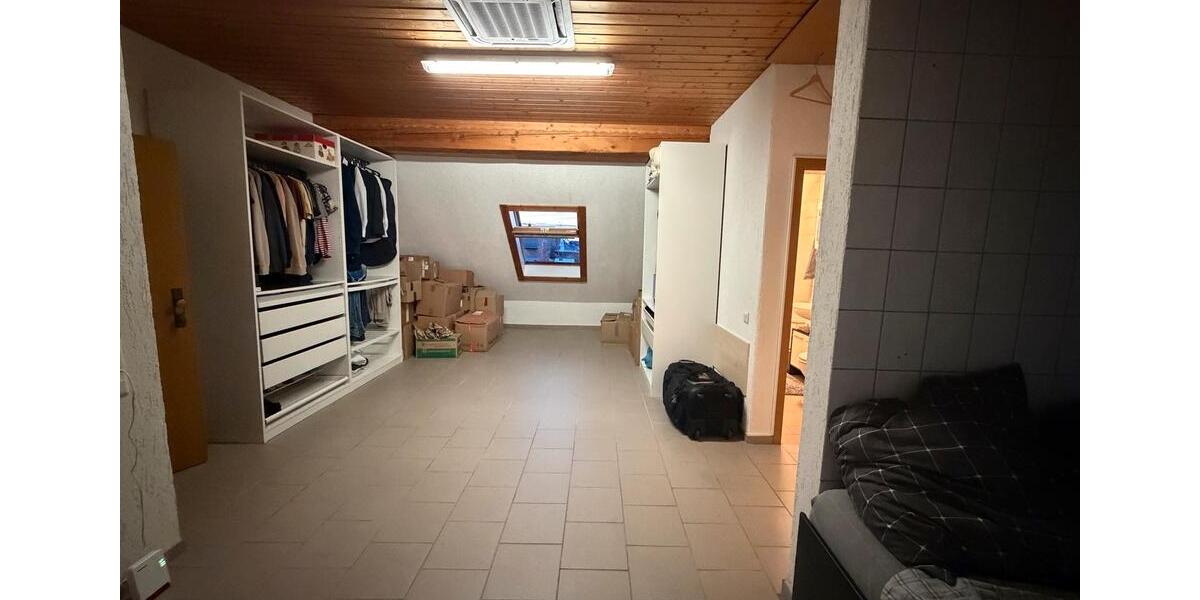 Etagenwohnung Euskirchen Dom-Esch - 3 Zimmer, 92 m&sup2;, 860&euro; | Angebot:26680687