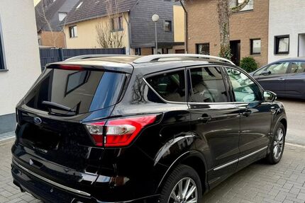 Ford Kuga 59.782 km 17.900 &euro; Leverkusen 51371