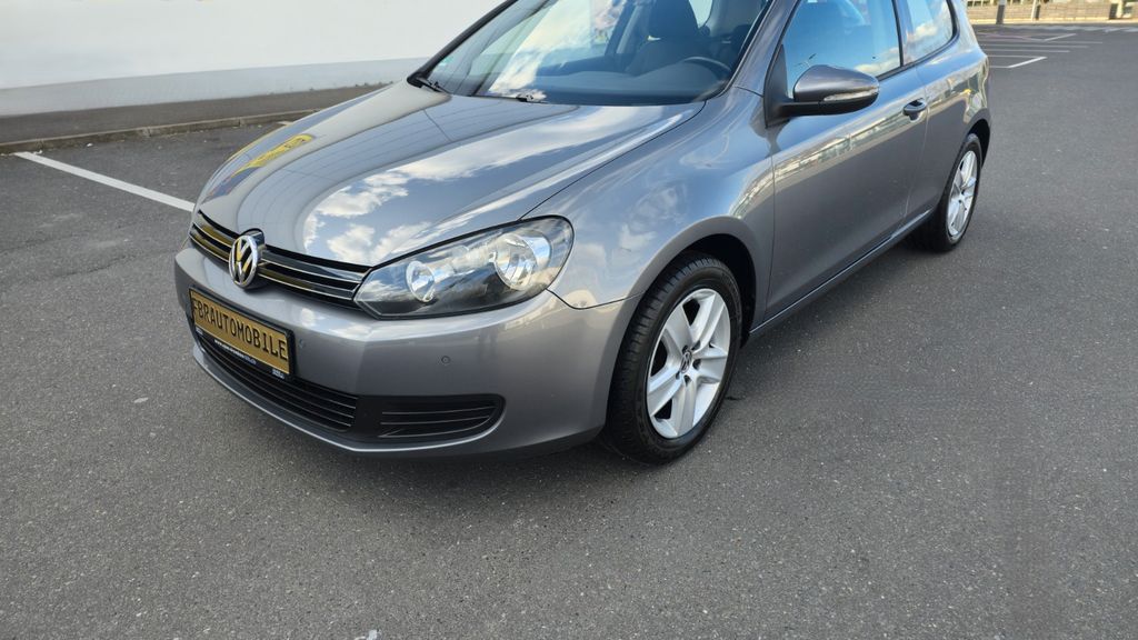 VW Golf 210.940 km 3.999 &euro; BONN 53227