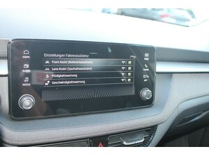 Skoda Fabia TSi Alu PDC LED 5-JahreGara SOFORT !! 8 km 19.595 &euro; Bonn 53225