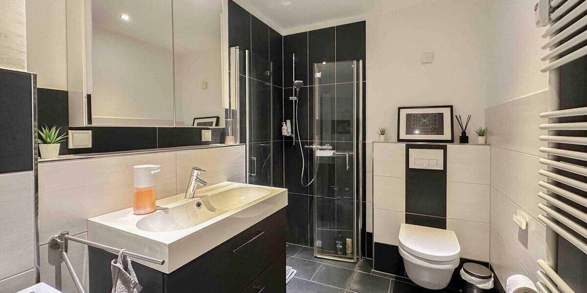 Etagenwohnung Köln Ehrenfeld - 2 Zimmer, 52 m&sup2;, 239.000&euro; | Angebot:26028708