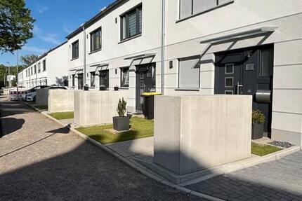 Wohnung Wesseling - 4 Zimmer, 110 m&sup2;, 1.995&euro; | Angebot:26636727