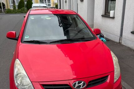 Hyundai i20 170.000 km 1.700 &euro; Bad Godesberg 53179