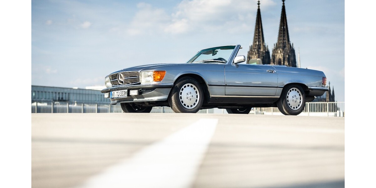 Mercedes-Benz SL 560 116.000 km 42.000 &euro; Köln 50667