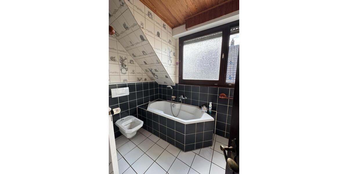 Einfamilienhaus Euskirchen Dom-Esch - 9 Zimmer, 171 m&sup2;, 429.000&euro; | Angebot:27270704