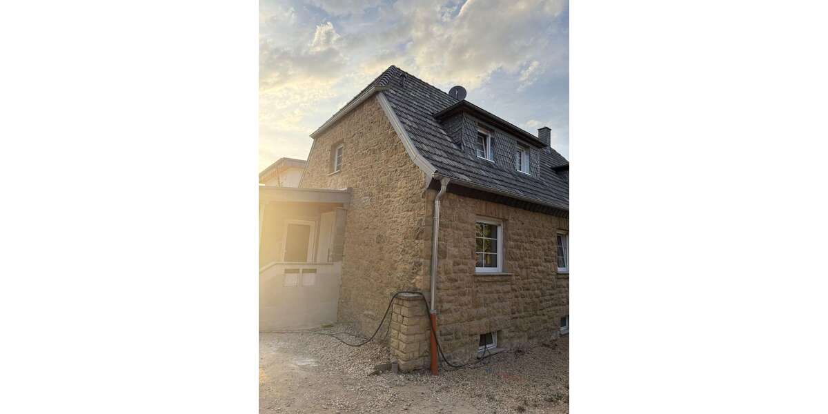 Etagenwohnung Zülpich-Schwerfen Schwerfen - 2 Zimmer, 95 m&sup2;, 1.100&euro; | Angebot:27310449