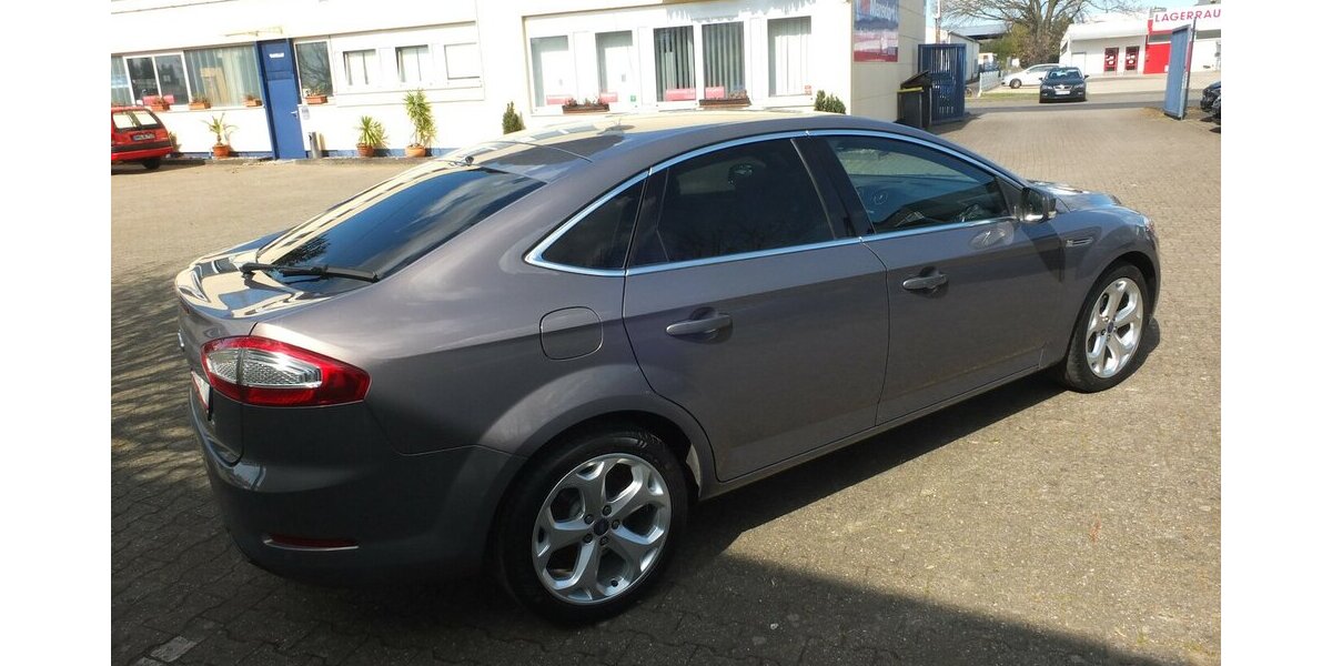 Ford Mondeo 2.0TDCi AUTOMATIC-PROBLEME NAVI XENON PDC B 143.215 km 5.500 &euro; Köln 50858