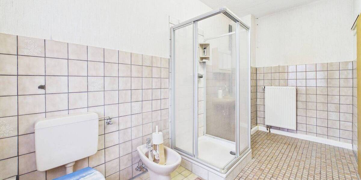 Reihenmittelhaus Düren Distelrath - 5 Zimmer, 130 m&sup2;, 197.000&euro; | Angebot:26417283