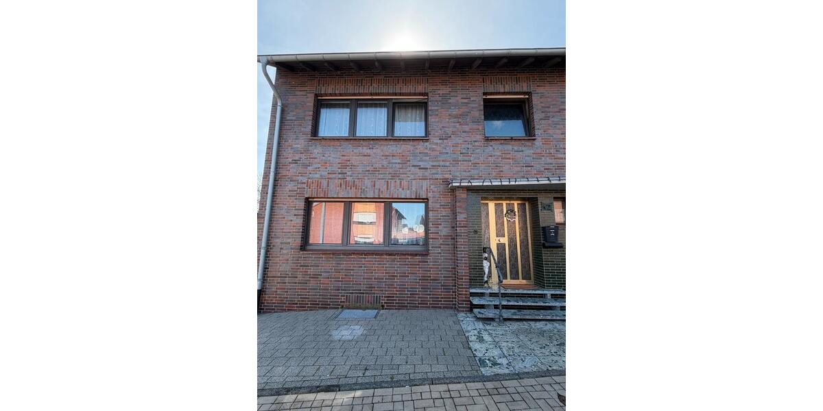 Doppelhaushälfte Bedburg - 3 Zimmer, 95 m&sup2;, 425.000&euro; | Angebot:26052106