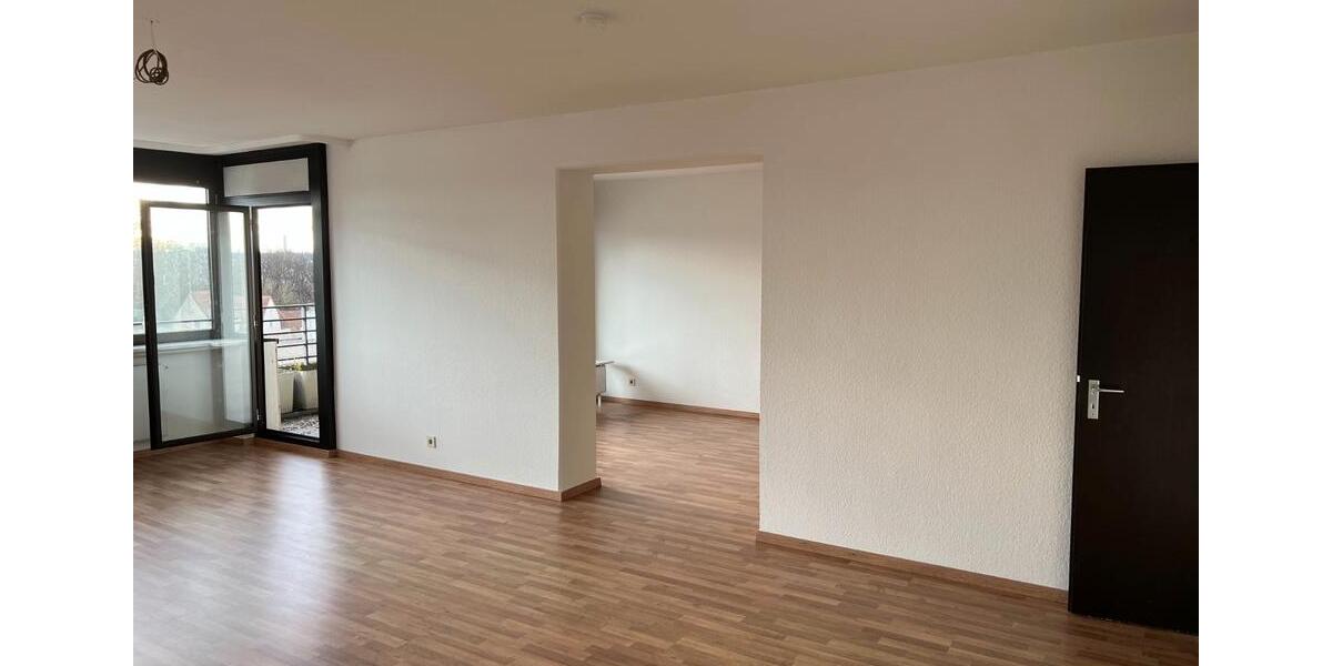 Etagenwohnung Bonn Auerberg - 4 Zimmer, 123 m&sup2;, 1.537&euro; | Angebot:26625119