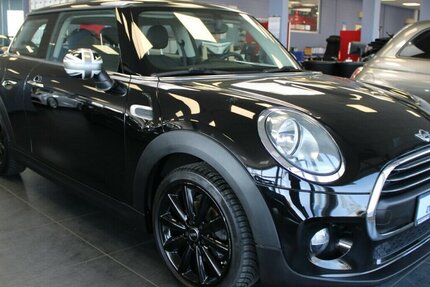 Mini ONE First Salt - Klima - SHZ - 91.430 km 8.980 &euro; Euskirchen 53881