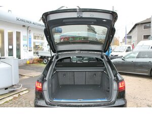 Audi A4 Avant TDi Quatt S-Line Navi AHK Standh Matrix 6.000 km 40.750 &euro; Bonn 53225