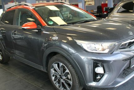 Kia Stonic 1.0 T-GDI OPF Vision 28.185 km 13.980 &euro; Euskirchen 53881