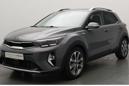 Kia Stonic 42.950 km 16.988 &euro; Leverkusen 51379