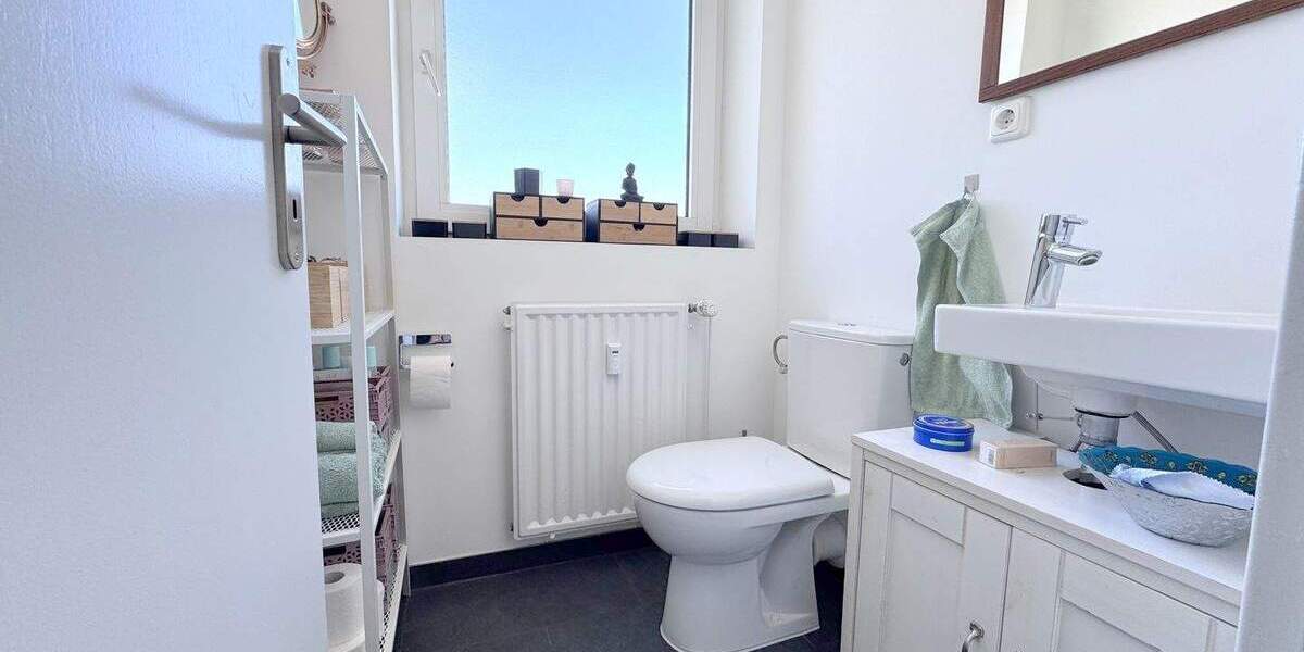 Etagenwohnung Bonn Zentrum - 3 Zimmer, 102 m&sup2;, 449.000&euro; | Angebot:25678046