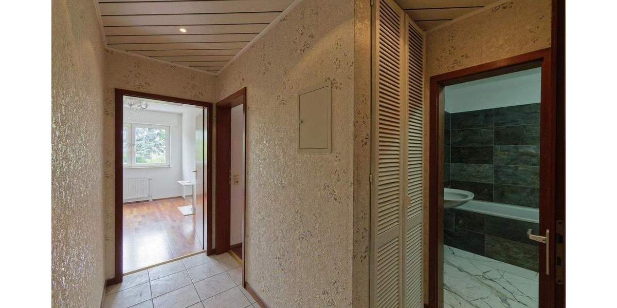 Etagenwohnung Köln Urbach - 3 Zimmer, 87 m&sup2;, 1.350&euro; | Angebot:25733301