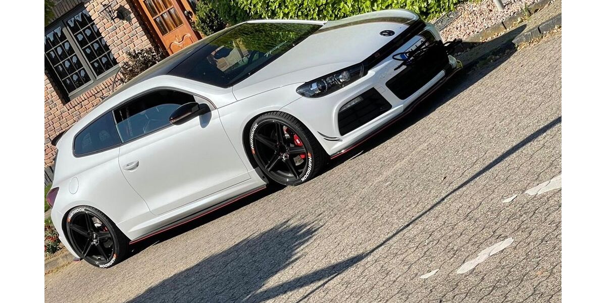 VW Scirocco 98.000 km 16.900 &euro; Euskirchen 53881