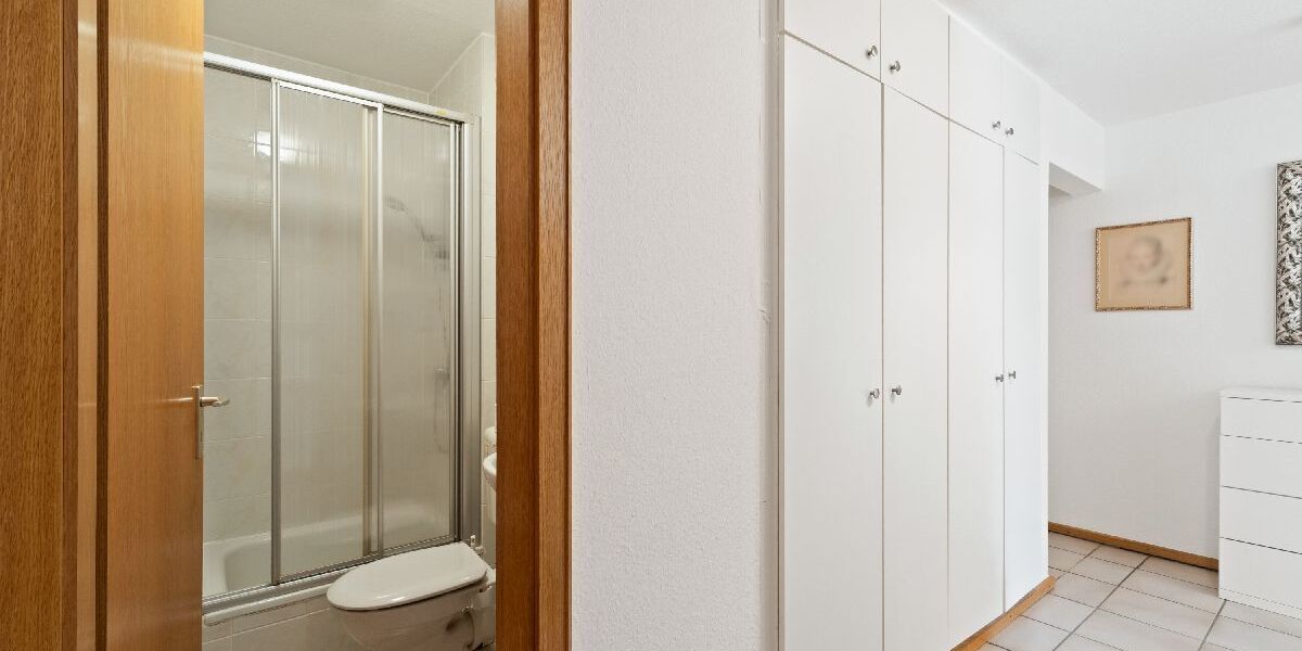 Mit Video: Vermietete Eigentumswohnung mit großzügigem Raumkonzept und traumhafter Sonnenterrasse - Etagenwohnung Bonn Bad Godesberg | Angebot:23246214