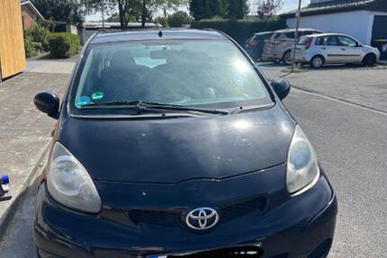Toyota Aygo (X) 204.000 km 2.600 &euro; Köln 50769