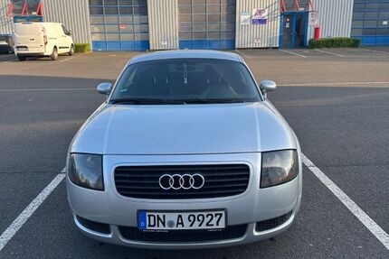 Audi TT 285.000 km 2.800 &euro; Düren 52355