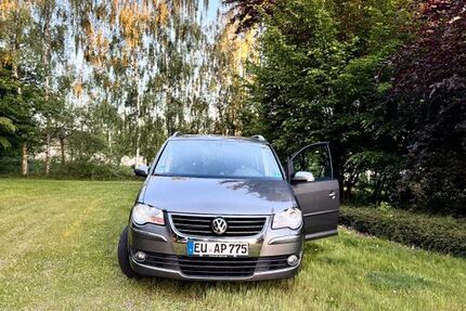 VW Touran 343.200 km 3.599 &euro; Weilerswist 53919