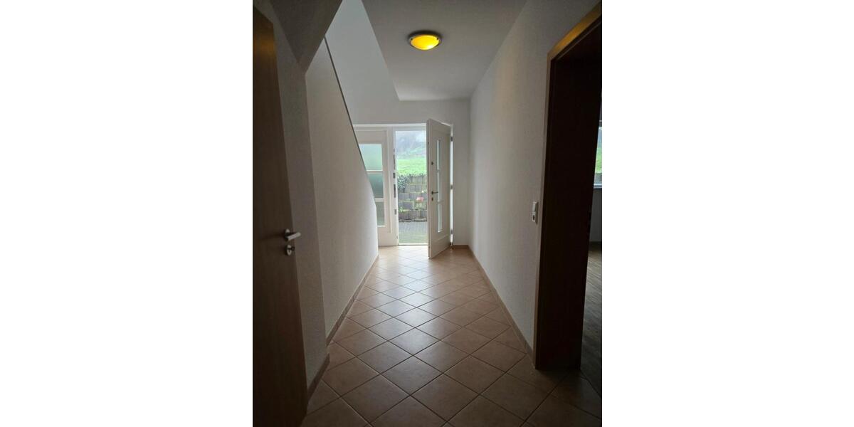 Maisonettenwohnung Bonn Hardtberg - 3.5 Zimmer, 125 m&sup2;, 1.700&euro; | Angebot:25943427