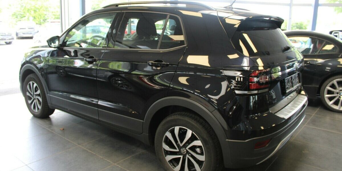 VW T-Cross 1.0 TSI Active Navi - CarPlay - Shz. 12.325 km 18.980 &euro; Euskirchen 53881