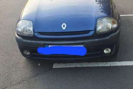 Renault Clio 124.000 km 3.700 &euro; Siegburg 53721