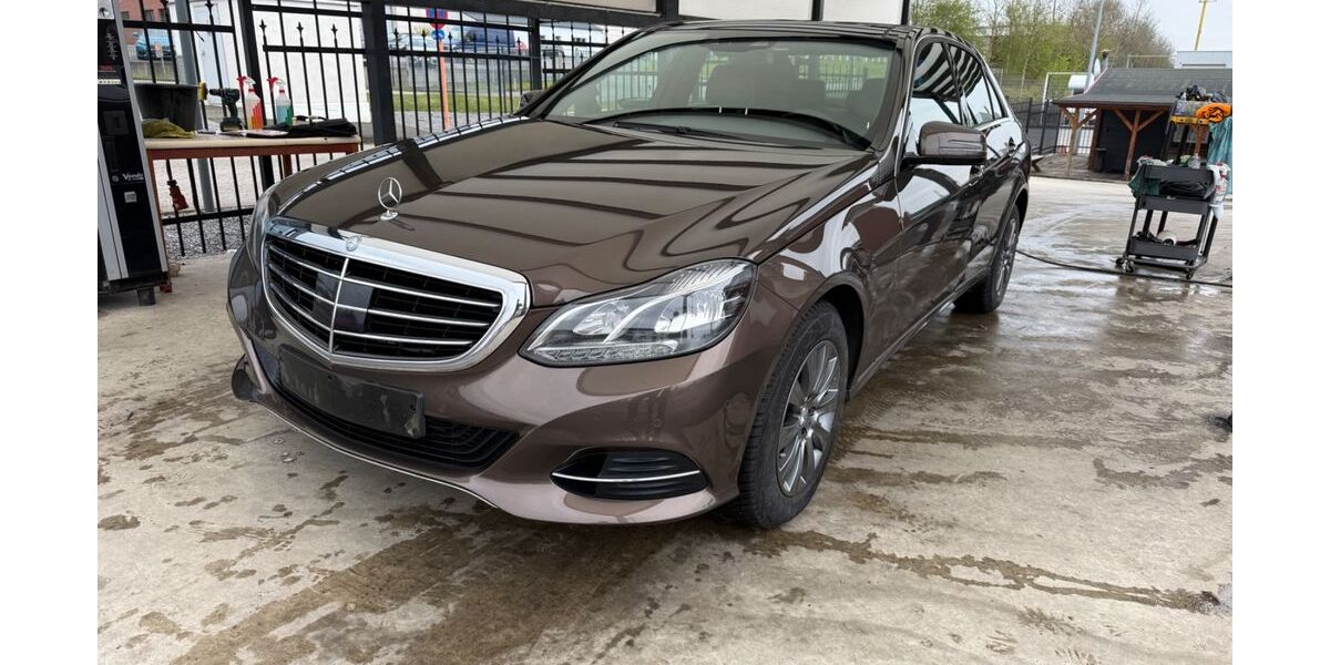Mercedes-Benz E 220 159.000 km 13.299 &euro; Euskirchen 53879