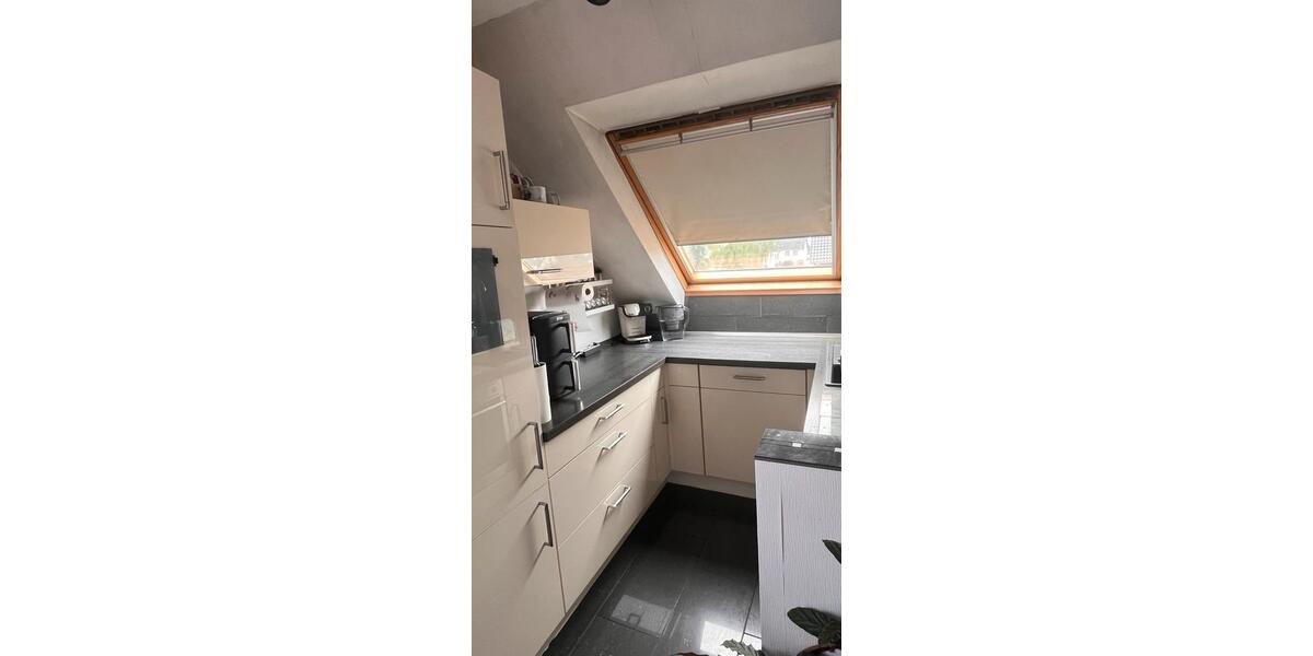 Dachgeschoßwohnung Niederkassel - 2 Zimmer, 49 m&sup2;, 870&euro; | Angebot:26669629