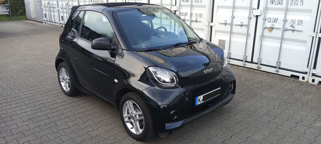 Smart ForTwo 10.800 km 13.400 &euro; Köln 50769