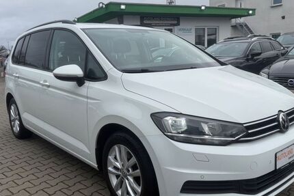 VW Touran 136.000 km 14.900 &euro; Rheinbach 53359