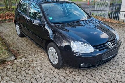 VW Golf 126.000 km 4.200 &euro; Bonn 53227
