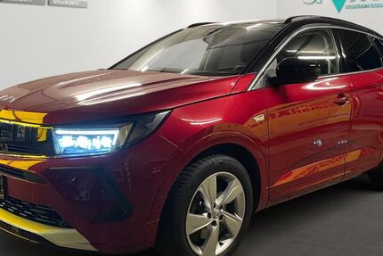 Opel Grandland (X) 24.403 km 26.990 &euro; Rheinbach 53359