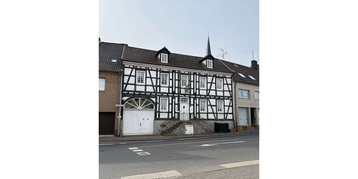 Einfamilienhaus Euskirchen Dom-Esch - 11 Zimmer, 425 m&sup2;, 550.000&euro; | Angebot:20506283