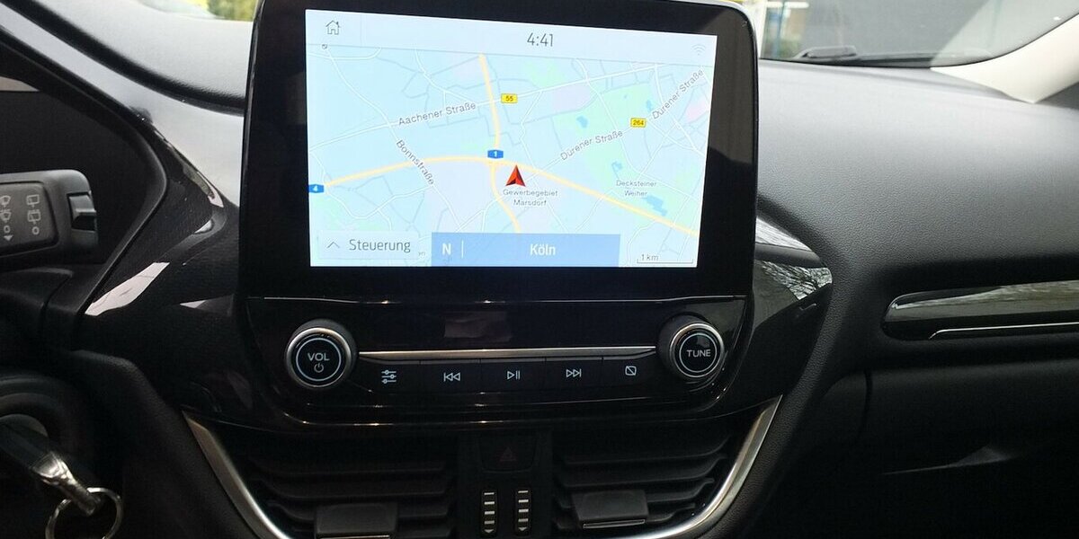 Ford Puma TITANIUM ECO BOOST NAVI PDC BLUETOOTH 107.845 km 14.704 &euro; Köln 50858