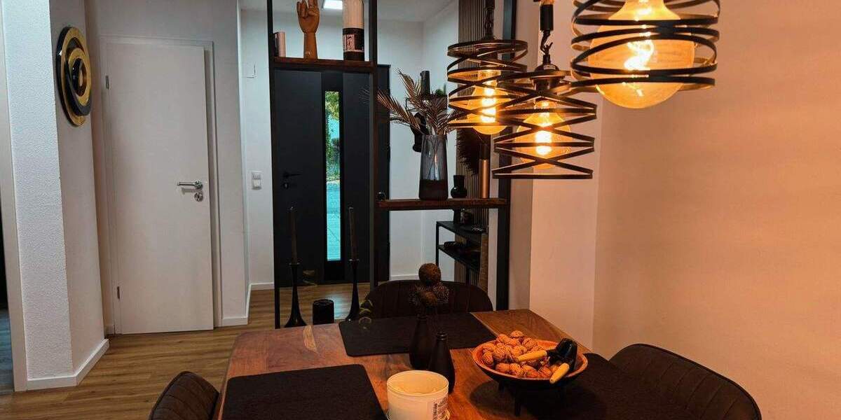 Einfamilienhaus Bonn Tannenbusch - 6 Zimmer, 126 m&sup2;, 548.000&euro; | Angebot:25730045