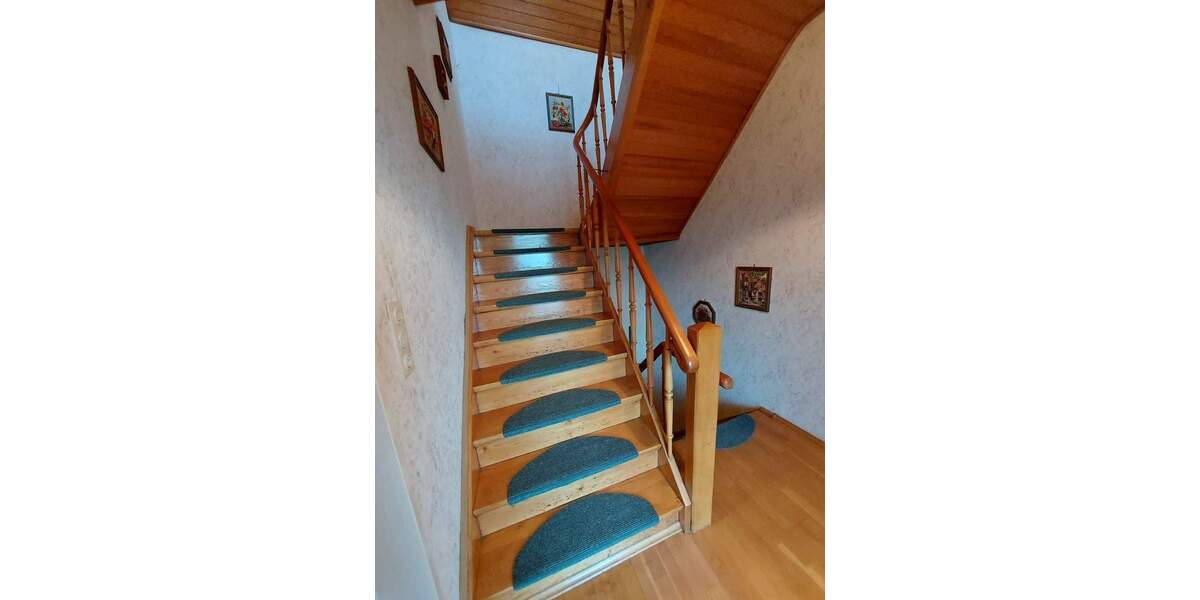 Doppelhaushälfte Bornheim - 7 Zimmer, 162 m&sup2;, 358.000&euro; | Angebot:26107543