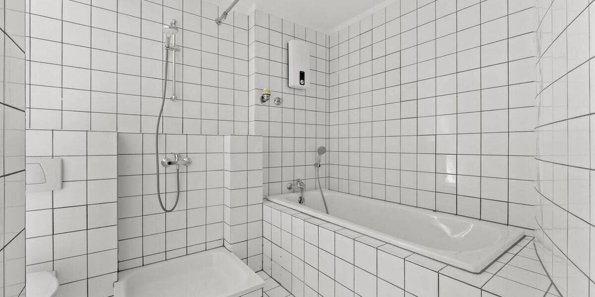 Etagenwohnung Bonn Beuel - 3 Zimmer, 100 m&sup2;, 429.000&euro; | Angebot:26107074