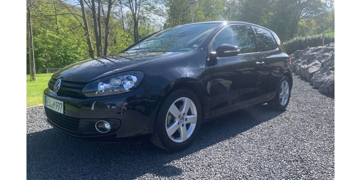 VW Golf 222.306 km 3.399 &euro; Mechernich 53894