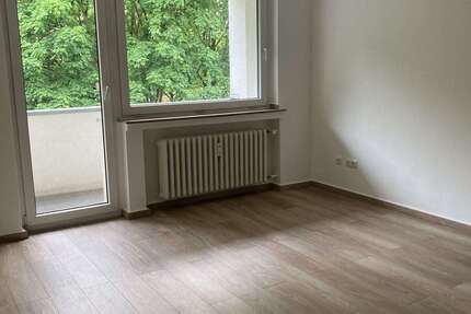 Wohnung Köln Mülheim - 3 Zimmer, 70 m&sup2;, 805&euro; | Angebot:25606735