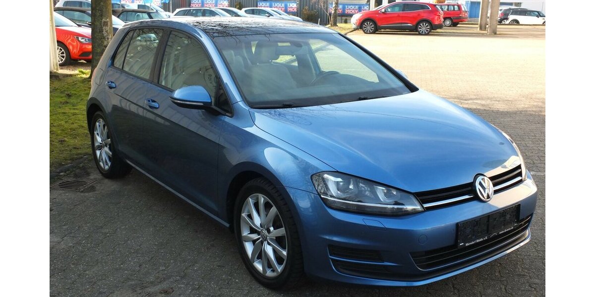VW Golf VII COMFORTLINE PANORAMADACH KLIMAAUTOMATIK 1 150.000 km 9.908 &euro; Köln 50858