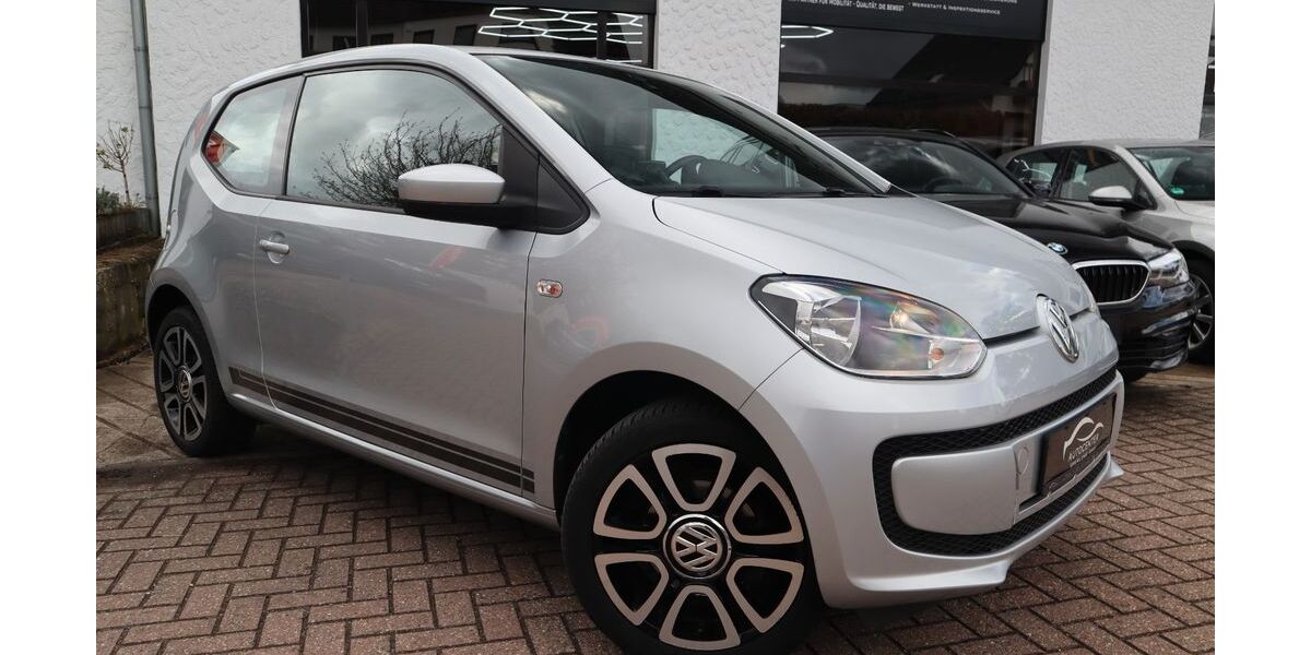VW up! 118.692 km 6.999 &euro; Euskirchen 53881
