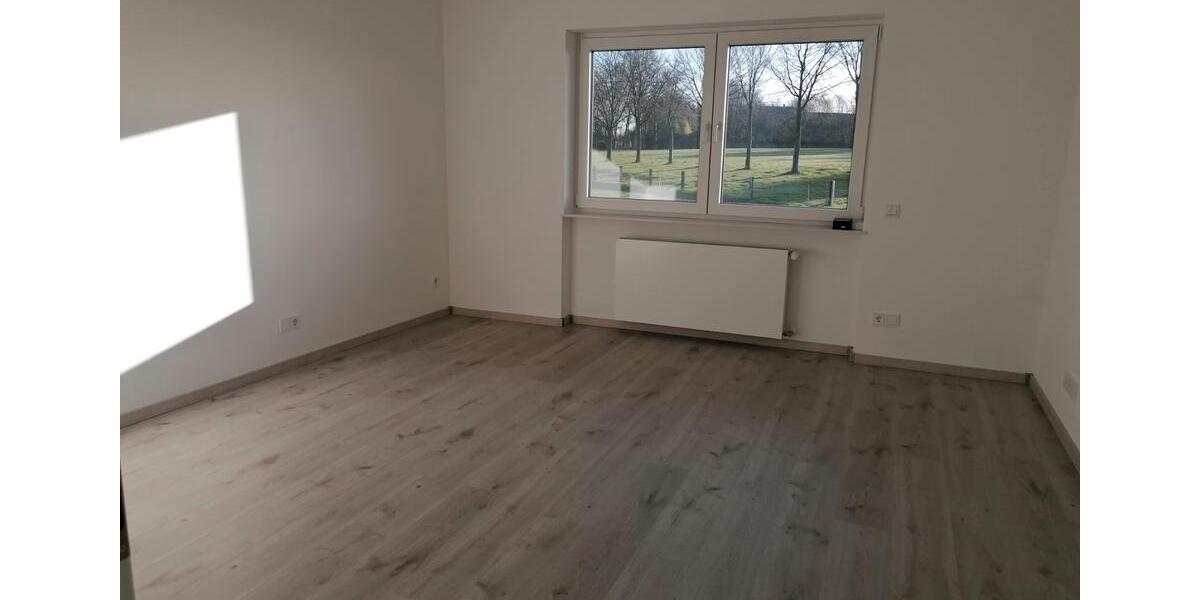 Etagenwohnung Bedburg - 4 Zimmer, 106 m&sup2;, 900&euro; | Angebot:26042229