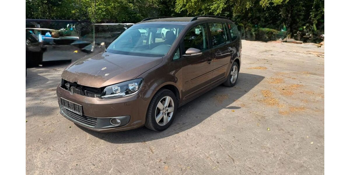 VW Touran 256.000 km 4.100 &euro; Bonn 53225